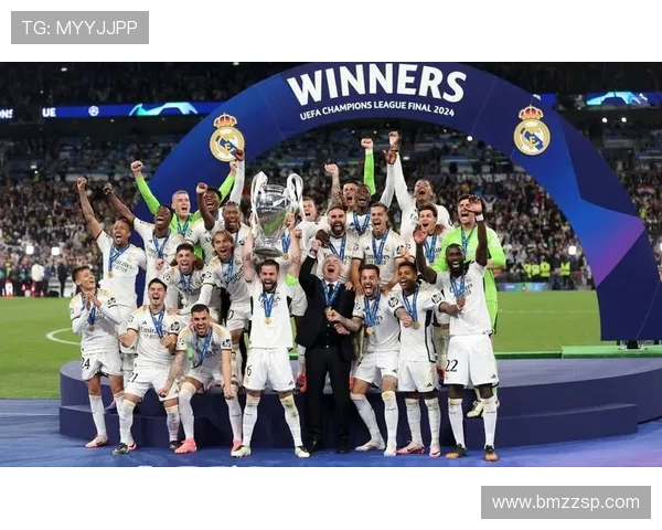 八强足球明星的辉煌历程与传奇时刻揭秘 八强足球明星的辉煌历程与传奇时刻揭秘