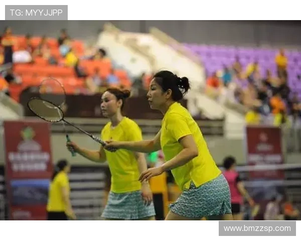 羽毛球场上的追梦者:赵娜的奋斗与荣耀之路 羽毛球场上的追梦者:赵娜的奋斗与荣耀之路